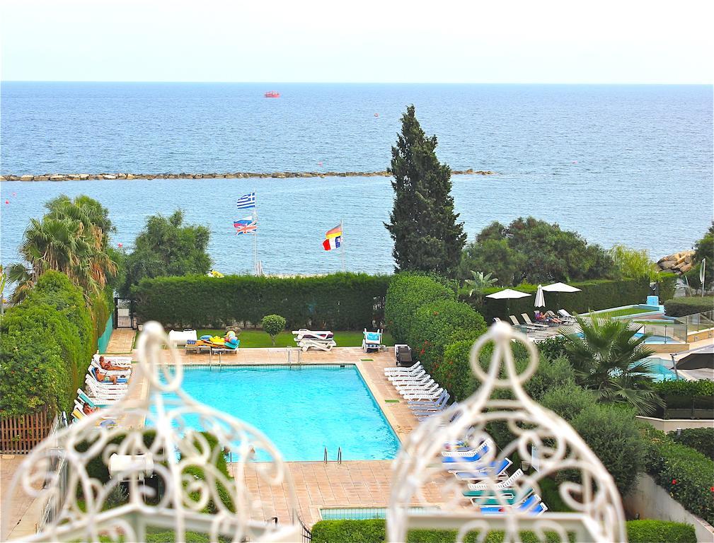 River Beach Apartments Limassol Phòng bức ảnh