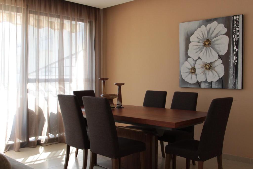 River Beach Apartments Limassol Phòng bức ảnh