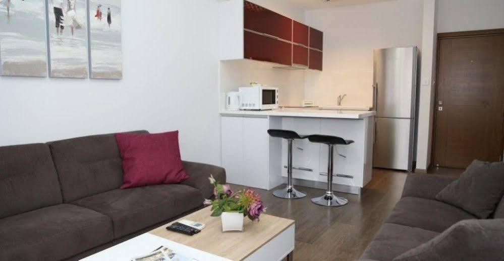 River Beach Apartments Limassol Ngoại thất bức ảnh